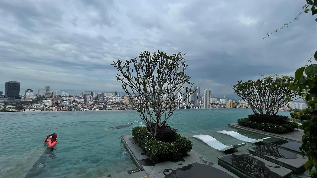 Apartment Beacon Executive Suites #Georgetown #Rooftoppool #Spacious #13A Malaysia